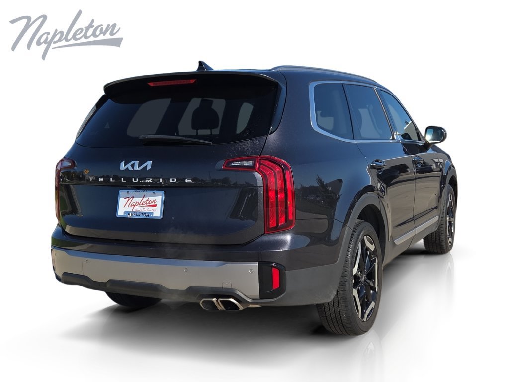 Used 2025 Kia Telluride S FWD image 5