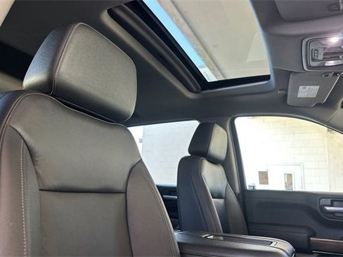 Used 2021 Chevrolet Silverado 1500 LT Trail Boss image 13