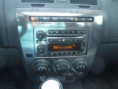 Used 2008 HUMMER H3 image 13