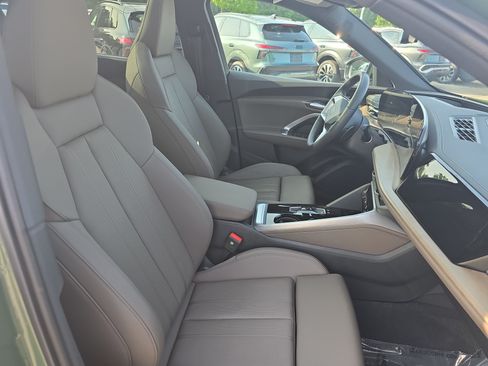 Certified 2025 Audi Q5 Premium Plus AWD/4WD image 10