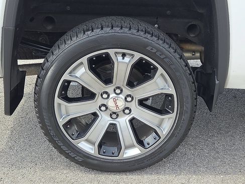 Used 2018 GMC Sierra 1500 Denali AWD/4WD image 17