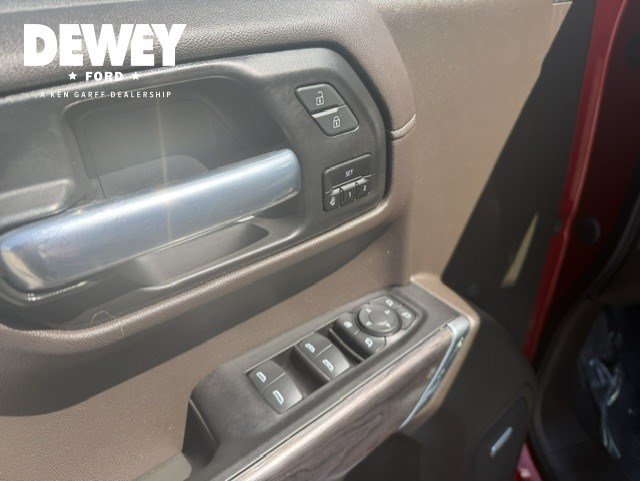 Used 2021 Chevrolet Silverado 1500 LTZ w/ LTZ Premium Package AWD/4WD image 11