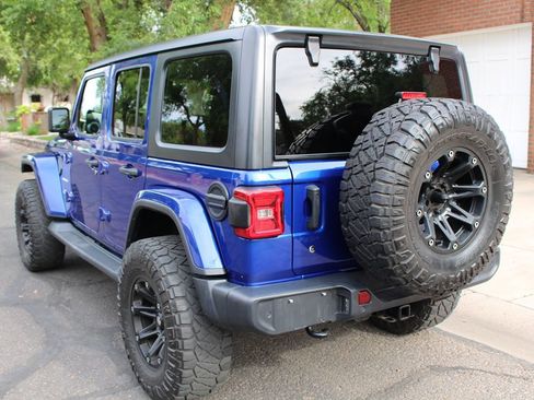 Used 2018 Jeep Wrangler Unlimited Sahara image 49