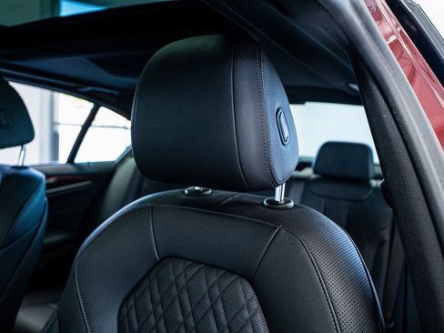 Used 2023 BMW 530e xDrive image 43