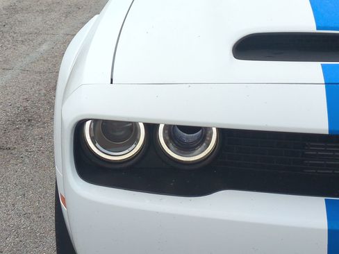 Used 2022 Dodge Challenger SRT Hellcat image 9