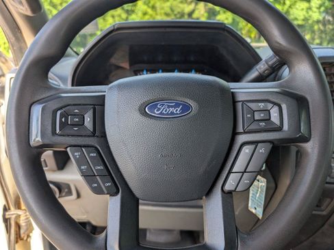 Used 2022 Ford F350 XL w/ Power Equipment Group AWD/4WD image 21