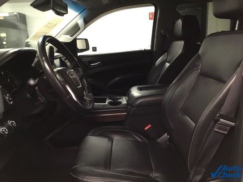 Used 2017 GMC Yukon SLT image 26