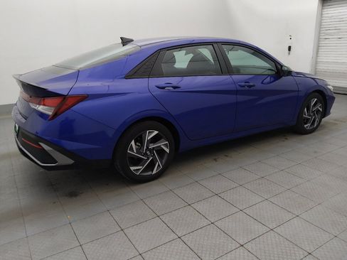 Used 2025 Hyundai Elantra Sport FWD image 10