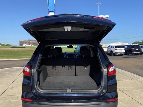 Used 2020 Chevrolet Equinox LS image 26