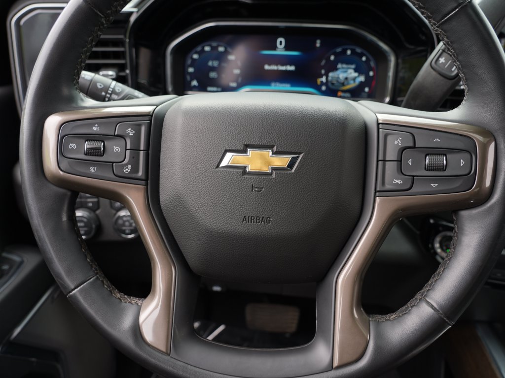Used 2024 Chevrolet Silverado 3500 High Country w/ High Country Premium Package AWD/4WD image 25