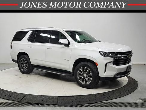 Used 2022 Chevrolet Tahoe LT w/ LT Signature Package AWD/4WD image 1