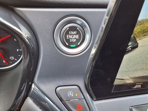 Used 2023 Chevrolet Blazer RS w/ Enhanced Convenience Package image 14