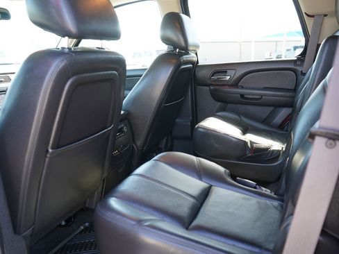 Used 2013 Chevrolet Tahoe LT image 27