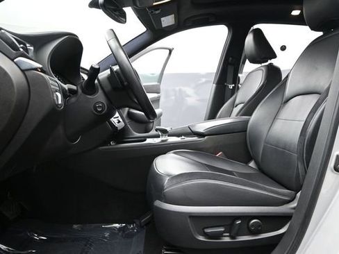 Used 2019 INFINITI QX50 Essential w/ Sensory Package AWD/4WD image 15