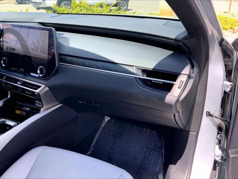 Used 2024 Lexus RX 350 Premium w/ Cold Area Package AWD/4WD image 18