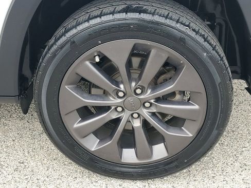 Used 2021 Jeep Cherokee Latitude Lux 80th Anniv w/ Quick Order Package 26U 80TH FWD image 5