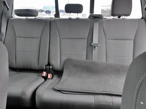 Used 2018 Ford F150 XLT w/ Equipment Group 302A Luxury image 26