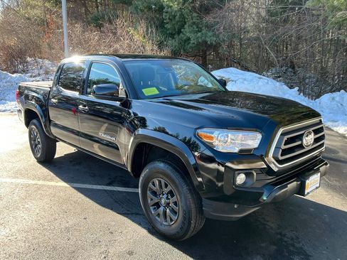 Used 2023 Toyota Tacoma SR5 image 7