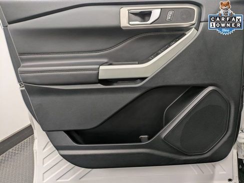 Certified 2023 Ford Explorer XLT image 8