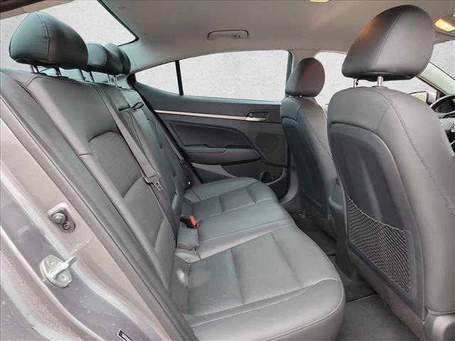 Used 2020 Hyundai Elantra Limited w/ Cargo Package (C1) FWD image 13