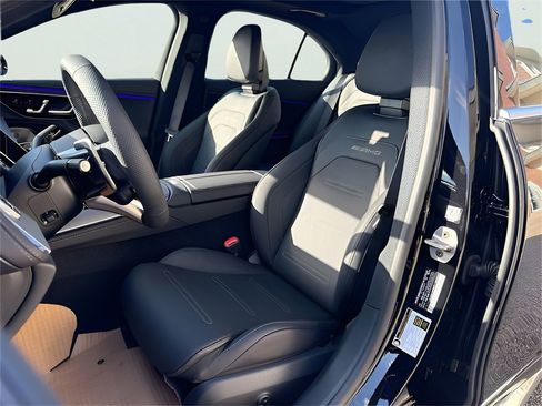 New 2025 Mercedes-Benz E 53 AMG e 4MATIC Sedan image 11
