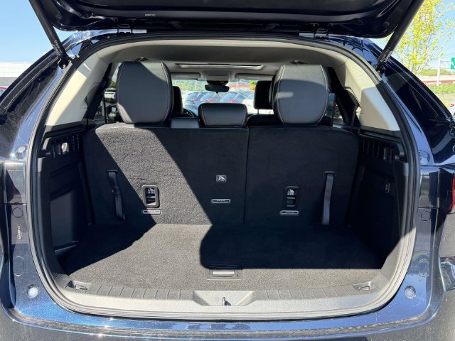 Certified 2024 MAZDA CX-90 3.3 Turbo w/ Preferred Package AWD/4WD image 8