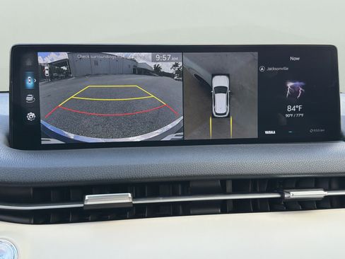 Used 2025 Genesis GV70 2.5T w/ Advanced Package AWD/4WD image 13