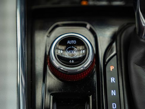 Used 2024 GMC Canyon AT4X AWD/4WD image 32