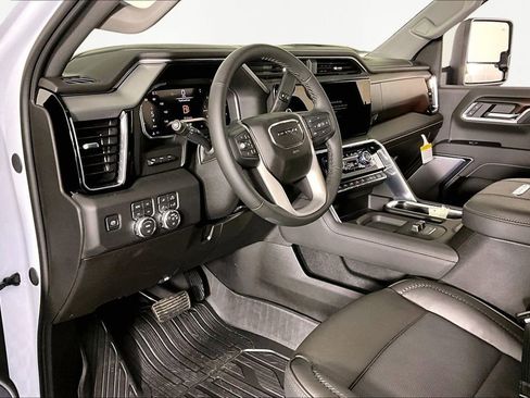New 2026 GMC Sierra 2500 Denali w/ Denali Reserve Package AWD/4WD image 8