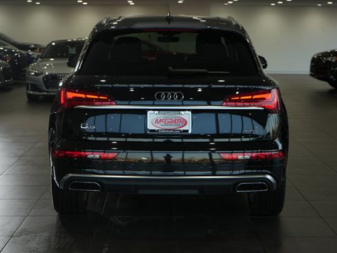 Used 2024 Audi Q5 e Premium Plus image 14