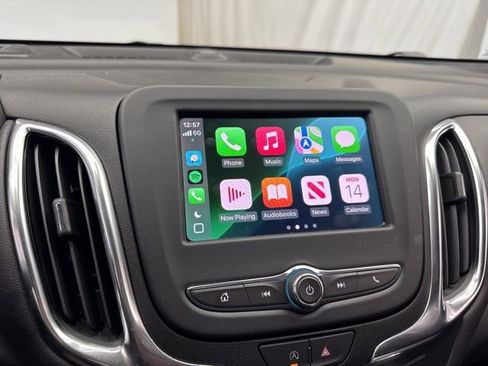 Used 2022 Chevrolet Equinox LT image 20