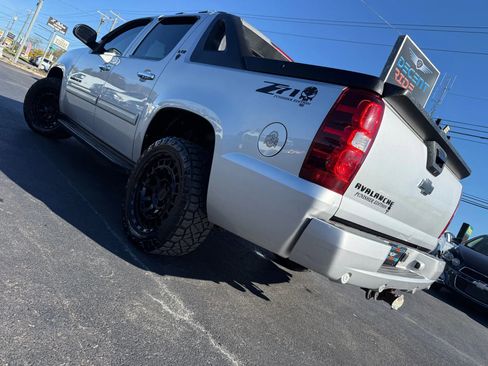Used 2012 Chevrolet Avalanche LT w/ All-Star Edition image 50