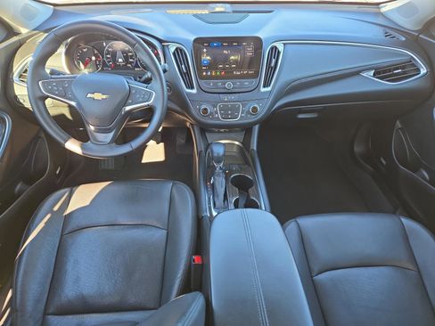 Used 2024 Chevrolet Malibu LT image 16