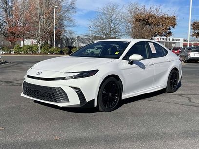Used 2025 Toyota Camry SE