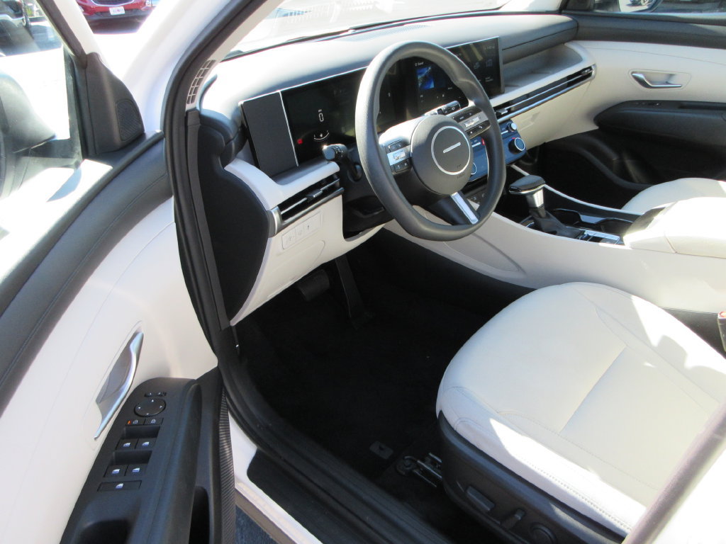 Used 2026 Hyundai Tucson SEL AWD/4WD image 13