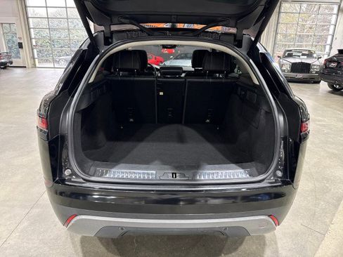 Used 2018 Land Rover Range Rover Velar S image 16
