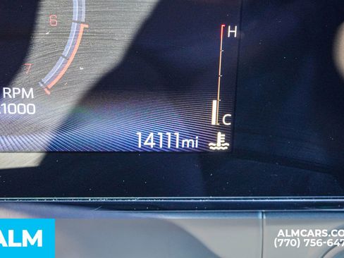 Used 2025 Chevrolet Trax LT w/ LT Convenience Package image 61