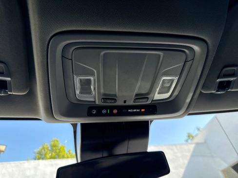 Used 2023 Chevrolet Silverado 1500 LT AWD/4WD image 21