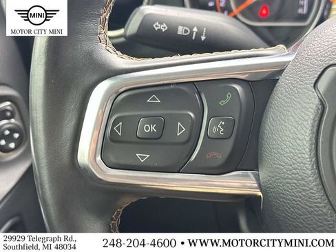Used 2022 Jeep Gladiator Overland AWD/4WD image 25