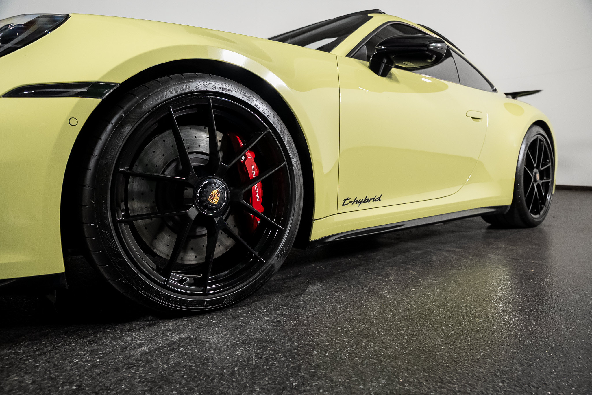 Used 2026 Porsche 911 Carrera GTS RWD image 20