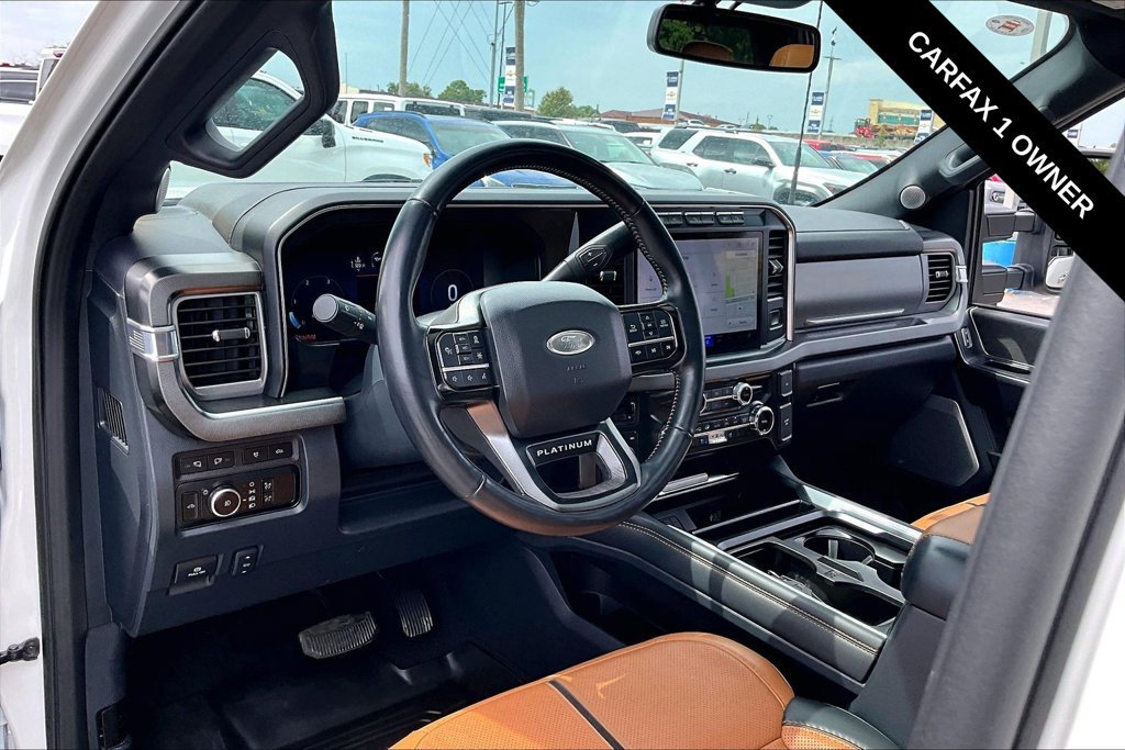 Used 2024 Ford F350 Platinum AWD/4WD image 11