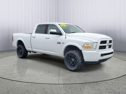 Used 2012 RAM 2500 SLT image 2