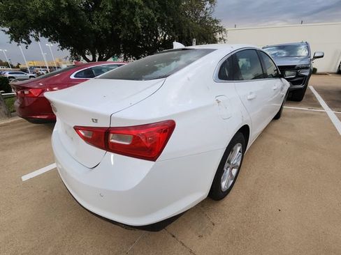 Used 2025 Chevrolet Malibu LT FWD image 5