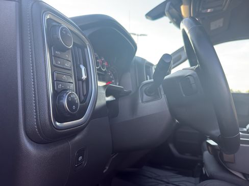 Used 2020 Chevrolet Silverado 1500 LT w/ All-Star Edition AWD/4WD image 15
