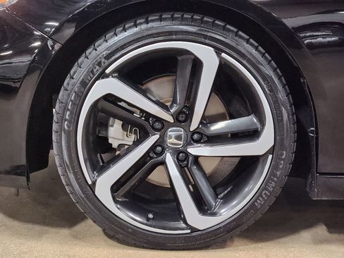 Used 2019 Honda Accord Sport image 28