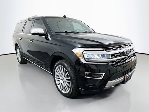 Used 2022 Ford Expedition Max Platinum image 3