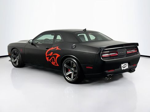 Used 2021 Dodge Challenger SRT Hellcat w/ Plus Package image 9
