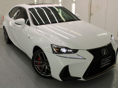 Used 2019 Lexus IS 350 F Sport image 25