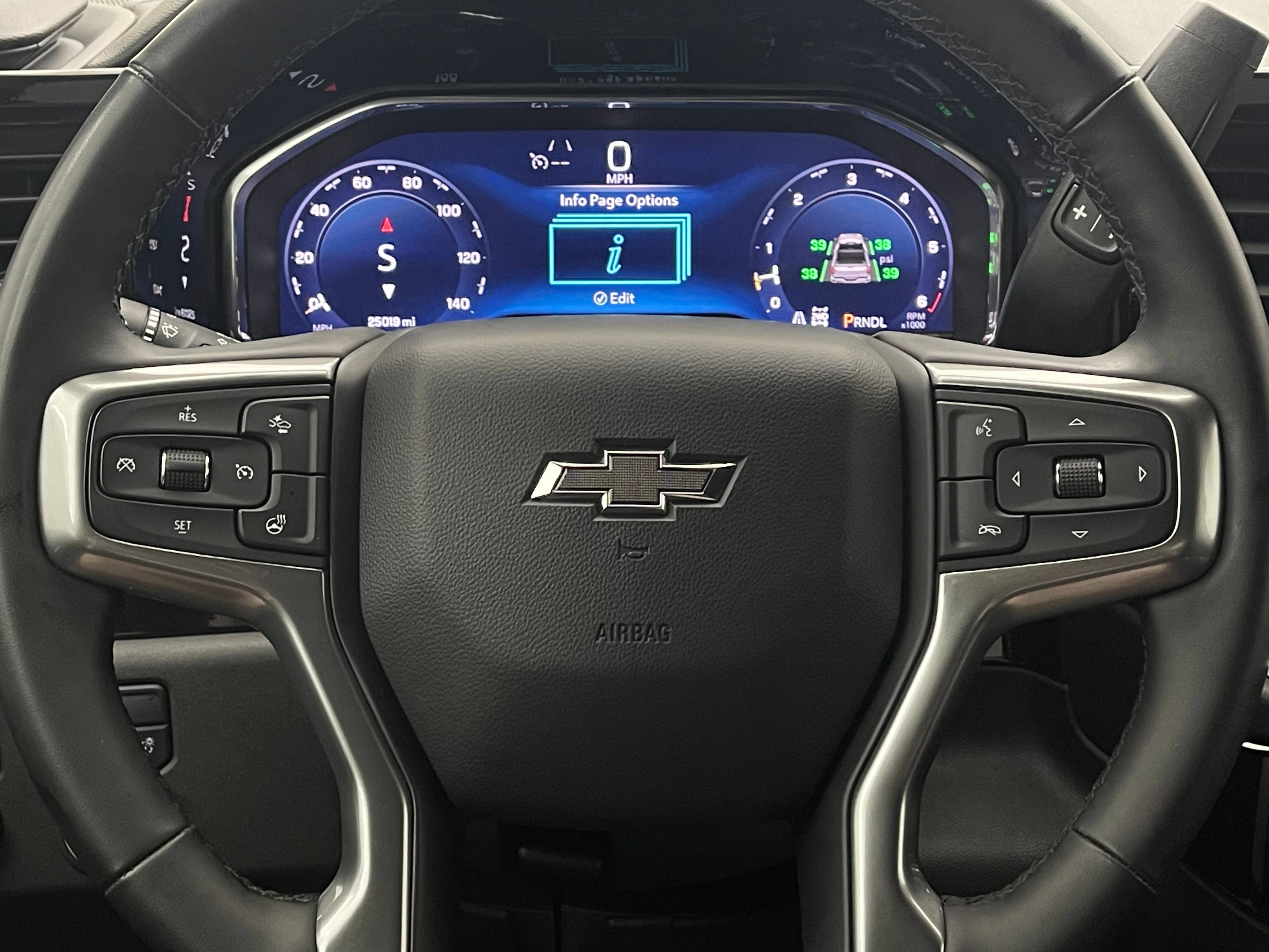 Used 2024 Chevrolet Silverado 1500 RST AWD/4WD image 19