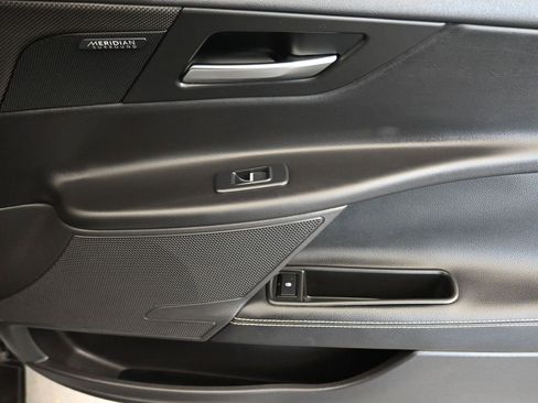 Used 2019 Jaguar XE S image 39